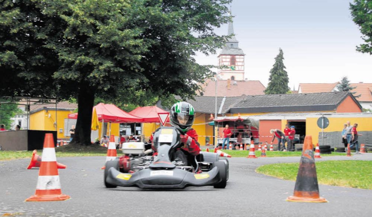 Kart-Fahrer auf dem Parcours